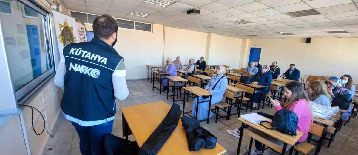 Kütahya\'da TUBİM tarafından 68 anne ve anne adayına eğitim verildi