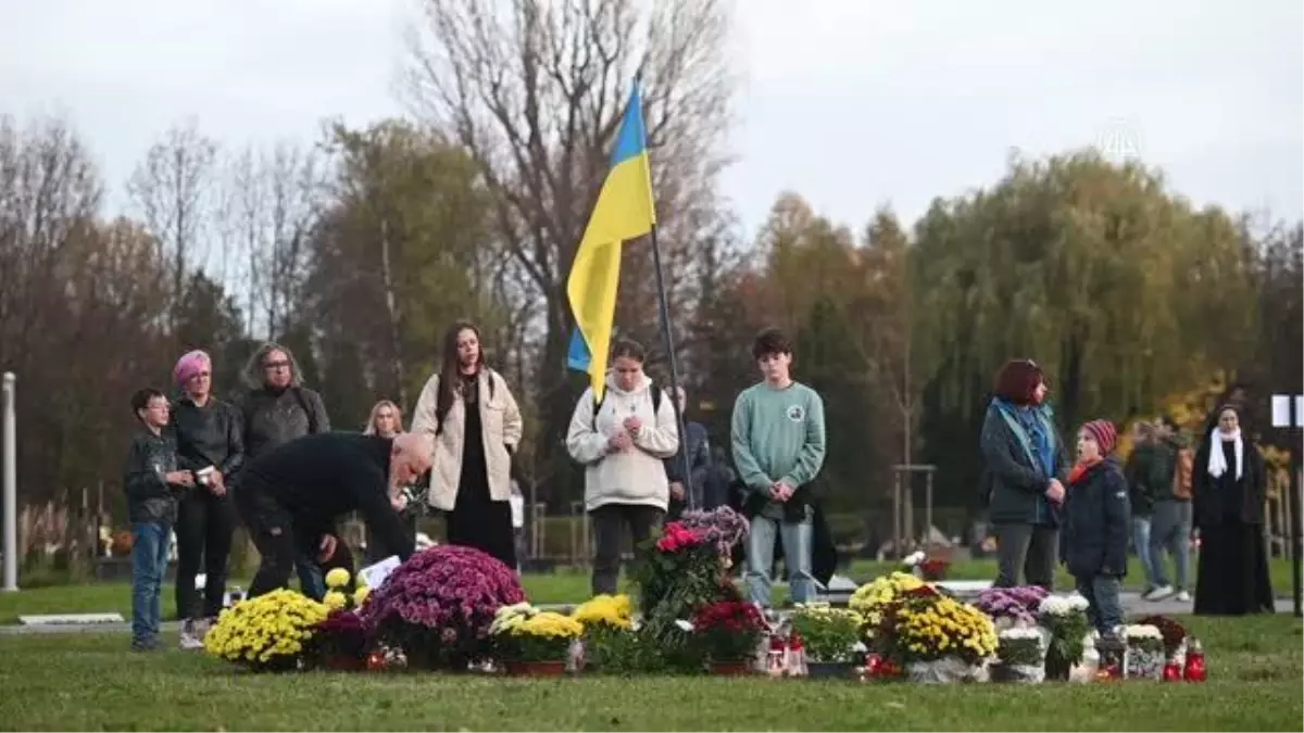 Savaşta hayatını kaybeden Ukraynalılar, Azizler Günü'nde Polonya'da anıldı