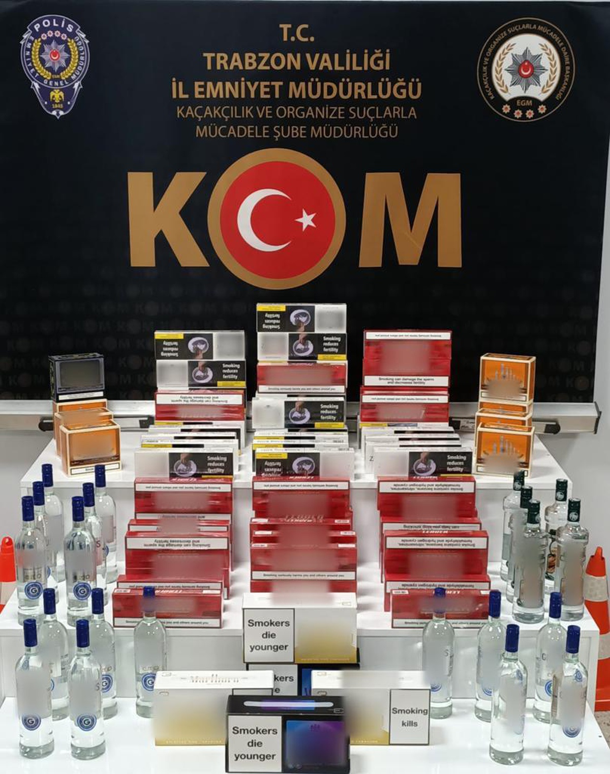 Trabzon\'da kaçakçılık operasyonlarında 3 kişi gözaltına alındı