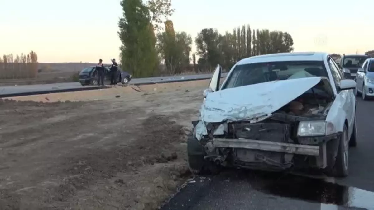 Trafik kazasında biri hamile 3 kişi hayatını kaybetti