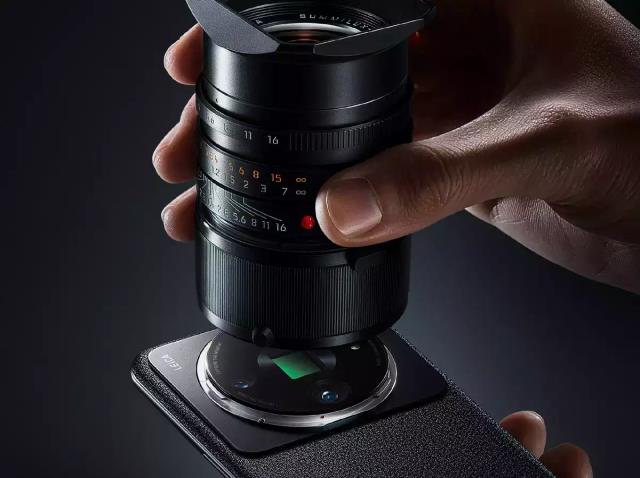 Xiaomi DSLR lens takılabilen yeni telefon konsepti