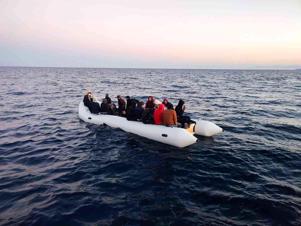 Yunanistan\'ın ölüme ittiği 78 göçmen kurtarıldı