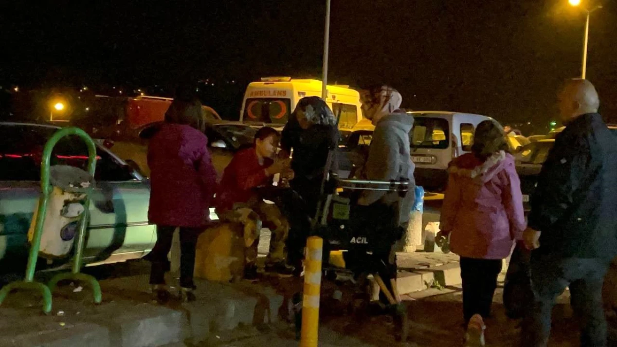 Çaycuma\'da 40 öğrenci besin zehirlenmesi şüphesiyle hastaneye kaldırıldı