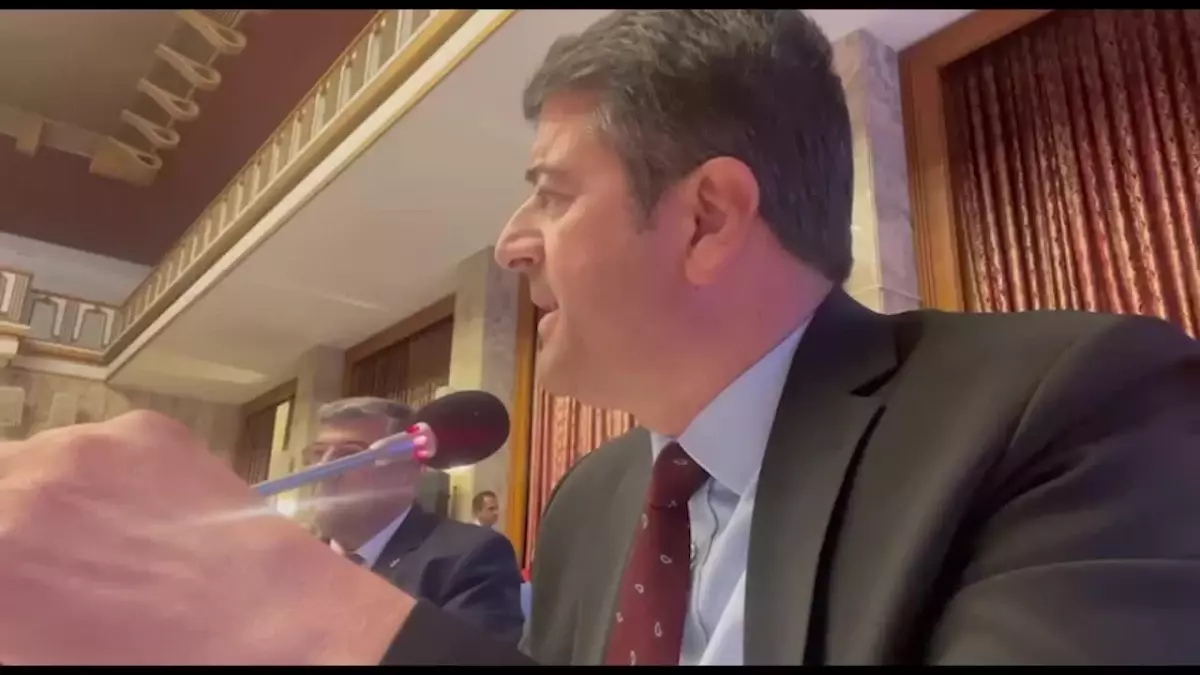 CHP\'li Tutdere, YÖK Başkanı\'na Besni\'deki Mimarlık Fakültesi\'nin Durumunu Anlattı: "Oraya Üç Tane Akademisyen Gönderemediğiniz İçin Öğrenci Alamıyor,...