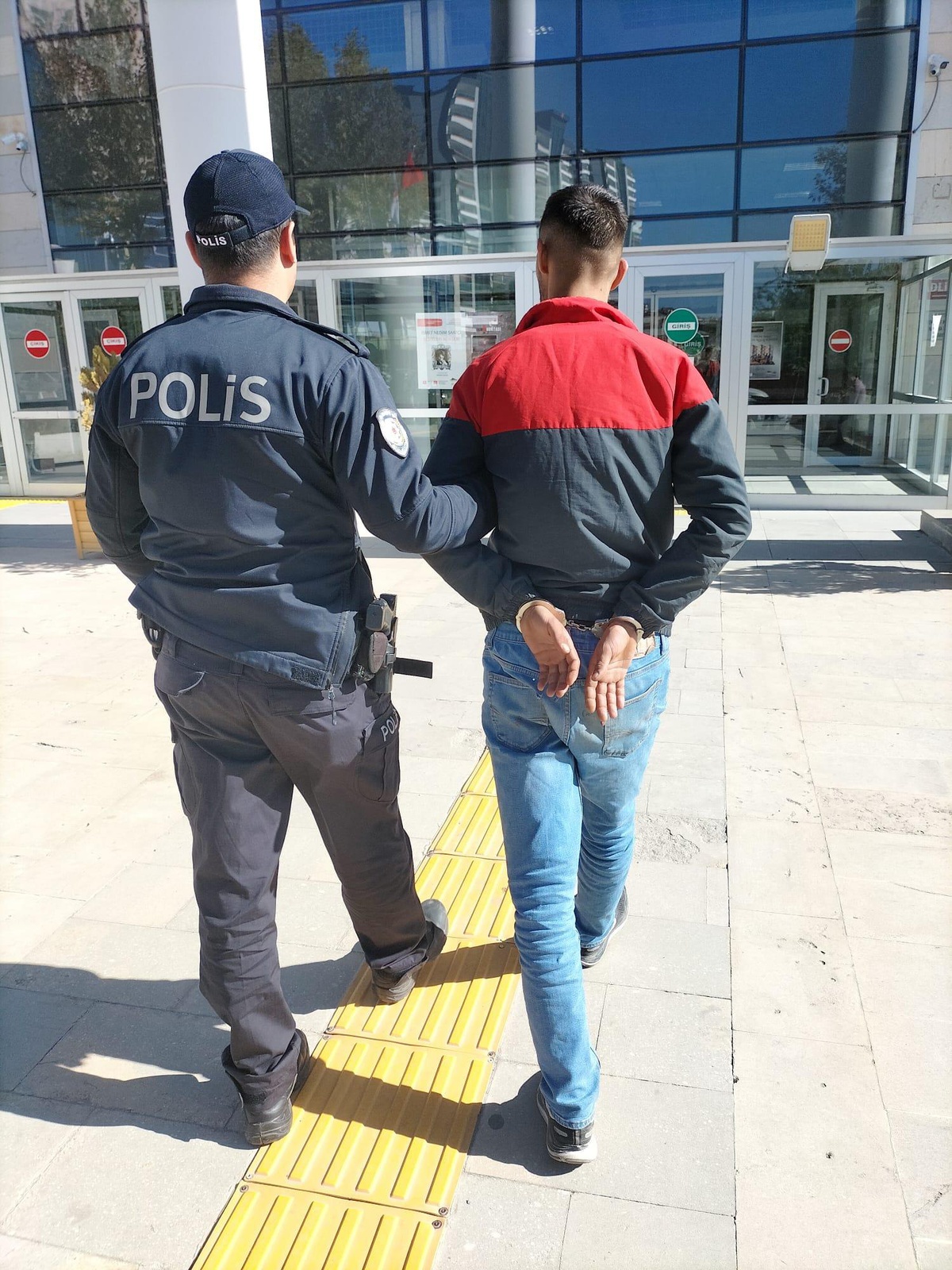 Elazığ\'da su saati ve musluk çalan kişi tutuklandı