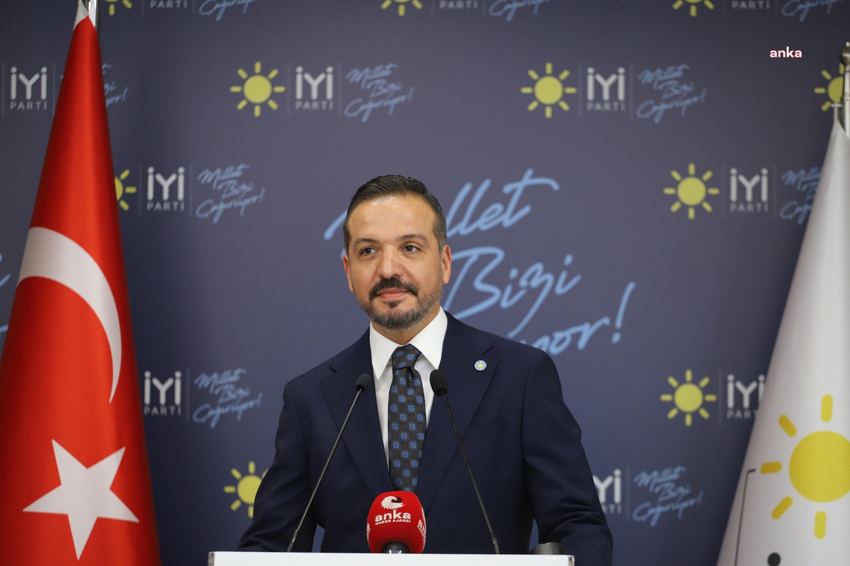 İyi Parti Sözcüsü Zorlu: "İktidarın; \'Aralık Ayını Bekleyin\' Diyerek Vatandaşımıza Bir Lütuf Gibi Sunduğu Şey Rakamlar Üzerinde Bir İllüzyon...