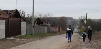 Ukrayna'nın Yakovlivka köyü savaşın izlerini taşıyor