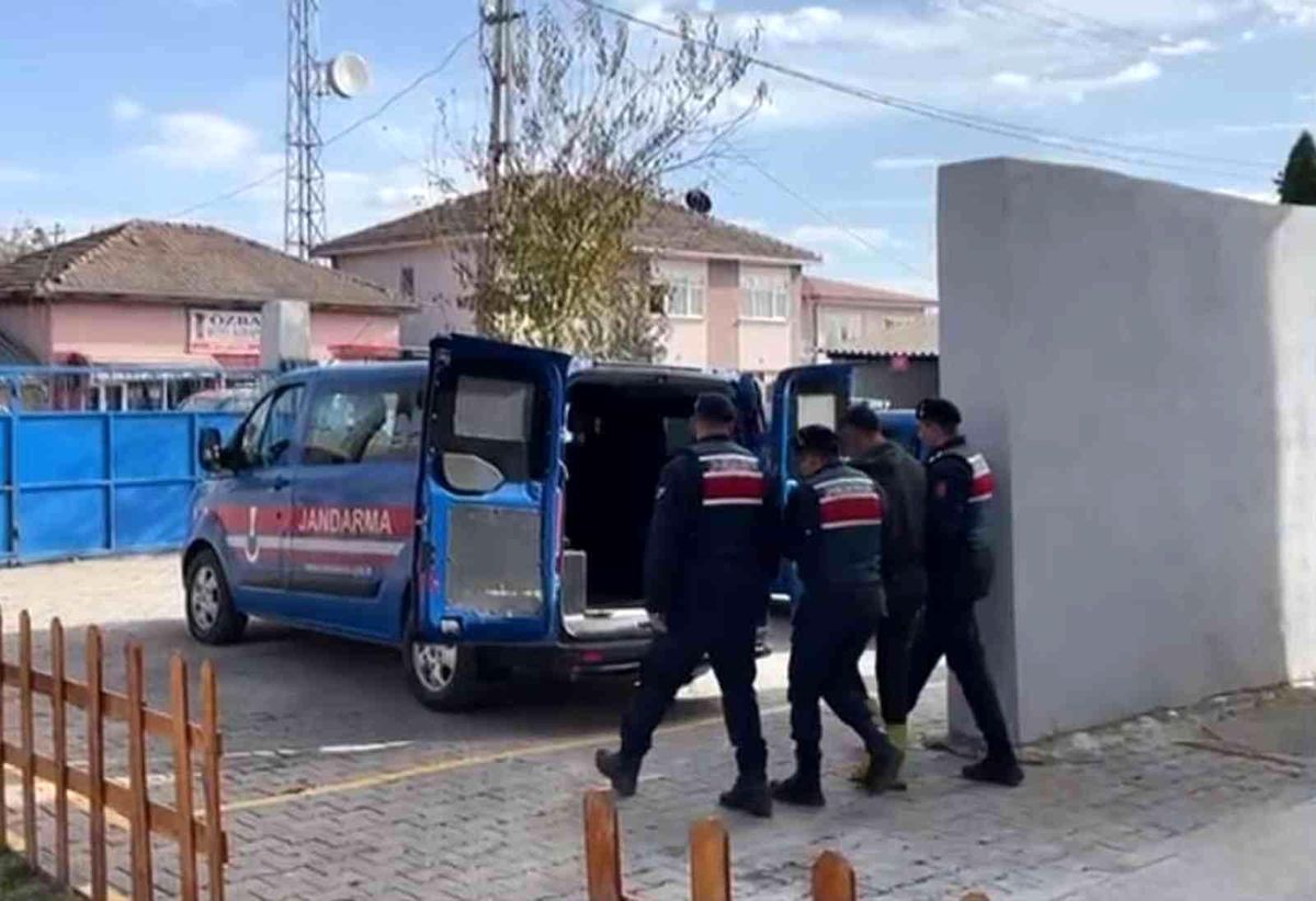 Aranan şahısları JASAT yakaladı