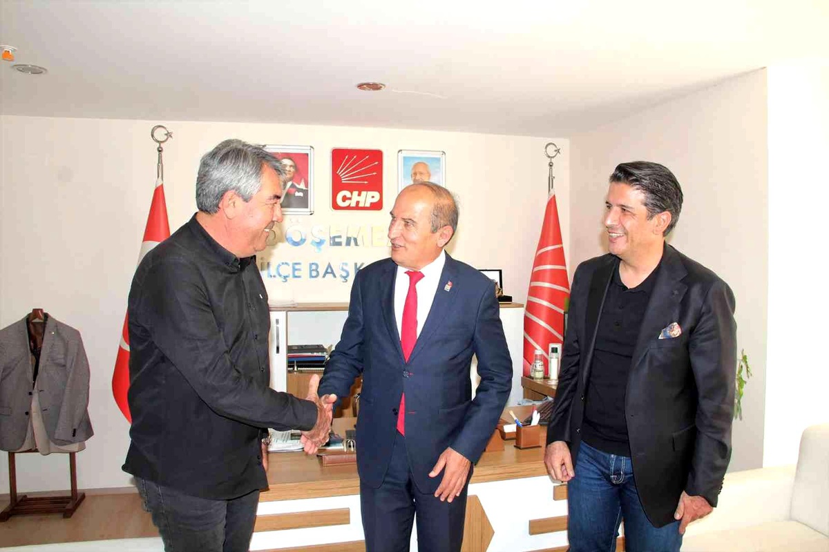 Bağımsız belediye meclis üyesi CHP\'ye katıldı