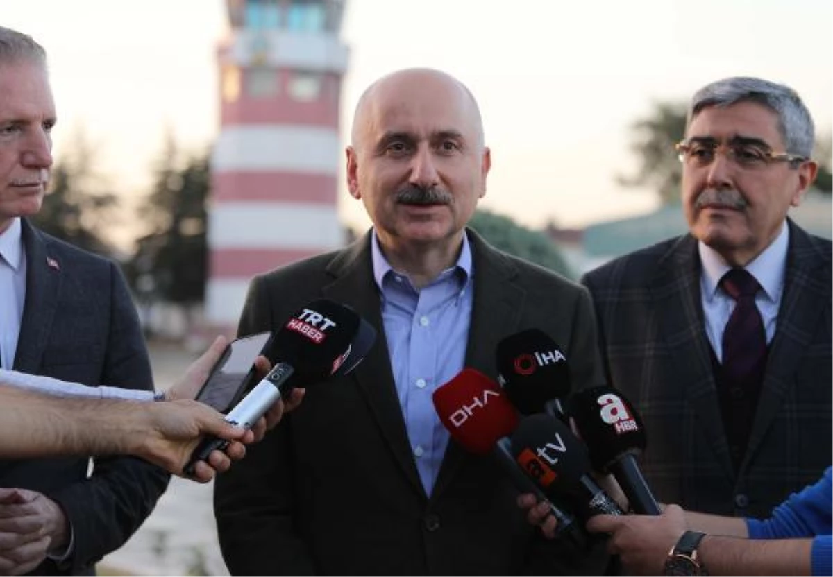 GAZİANTEP - Bakan Karaismailoğlu: "Dünya krizlerle boğuşurken Türkiye yatırımlarını artırıyor"