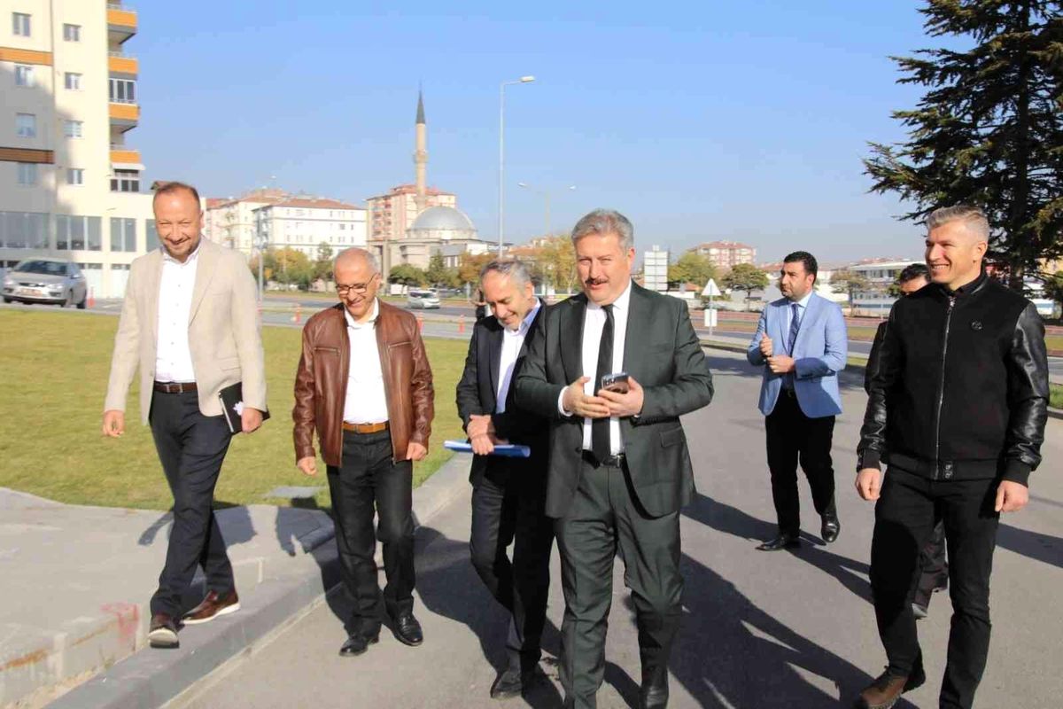 Başkan Palancıoğlu, Kazım Karabekir Kentsel Dönüşüm Dairelerini İnceledi
