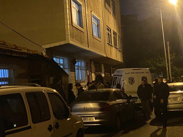 Cinnet getiren uyuşturucu bağımlısı astsubay kuzenini bıçakladı, kuzeninin silahı ile babasını öldürdü Cinnet getiren uyuşturucu bağımlısı astsubay kuzenini bıçakladı, kuzeninin silahı ile babasını öldürdü
