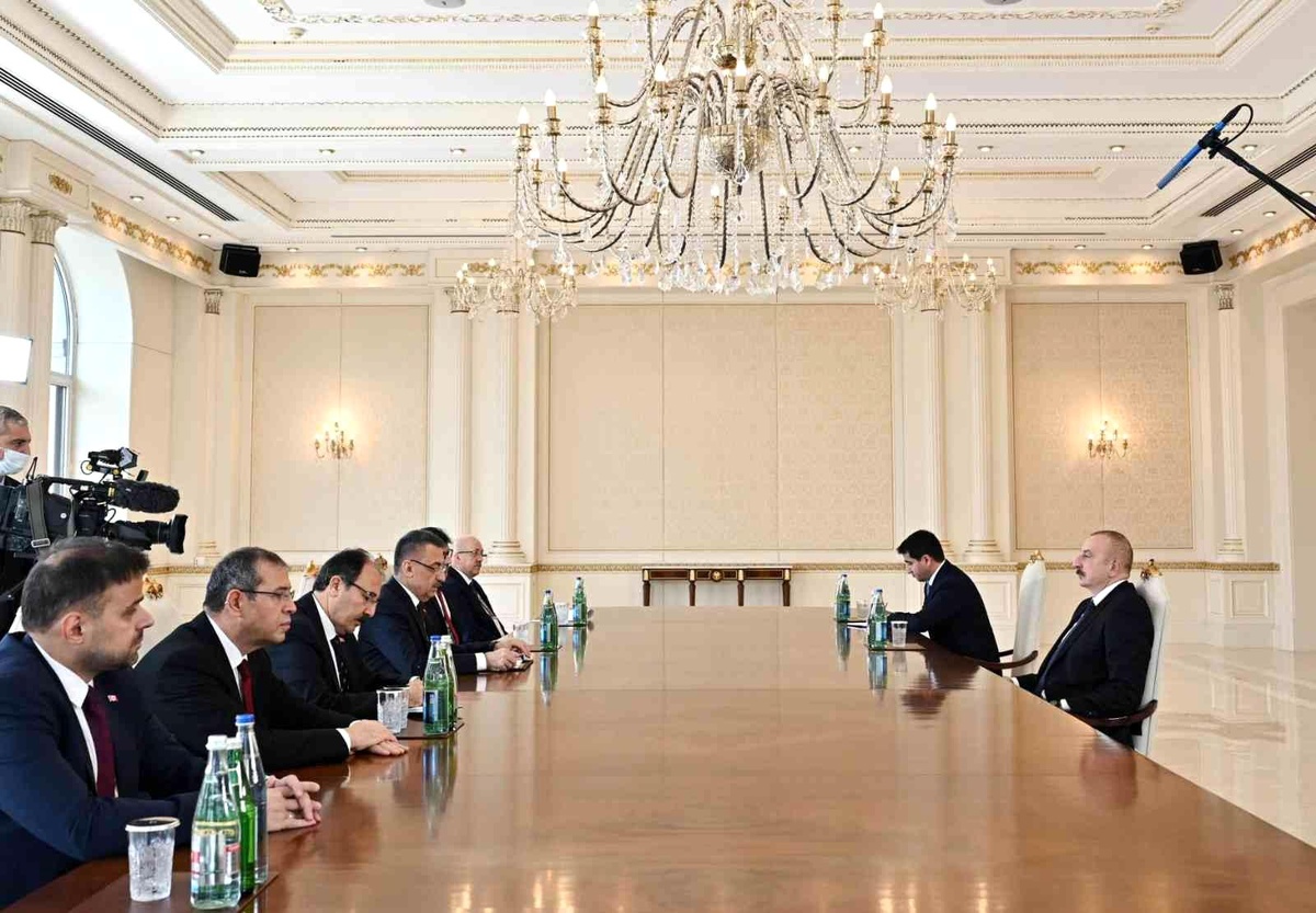 Aliyev ve Oktay, ekonomik ilişkileri ve bölgesel gelişmeleri görüştü