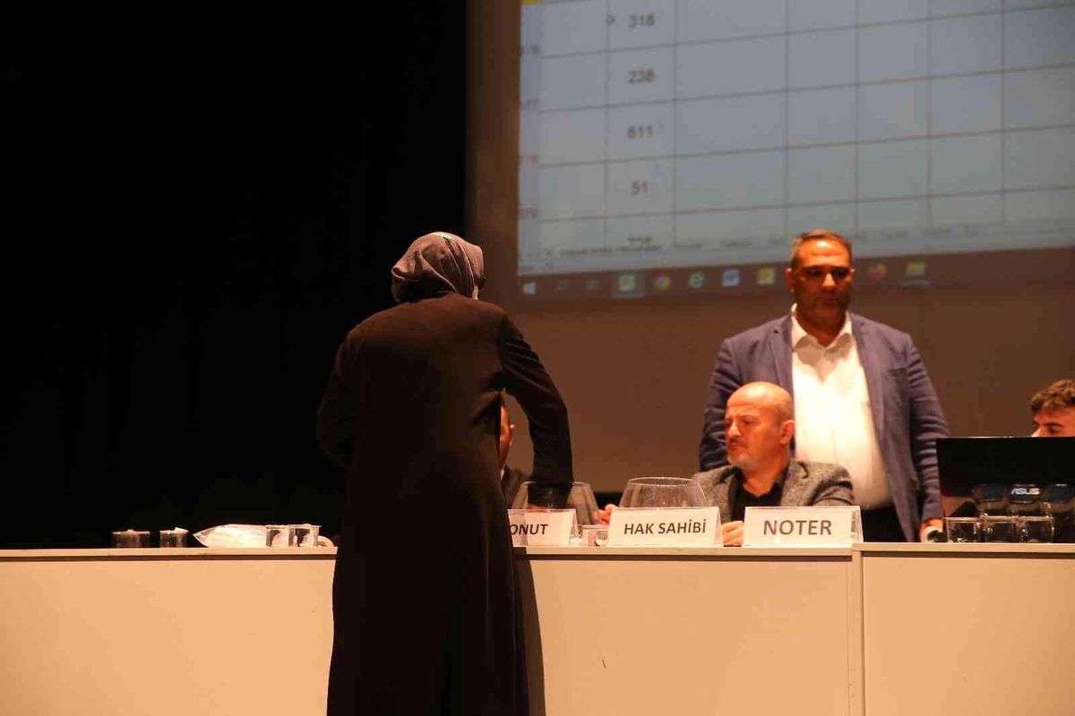 Hak sahibi bin 222 Esenlerli daha evlerine kavuşuyor