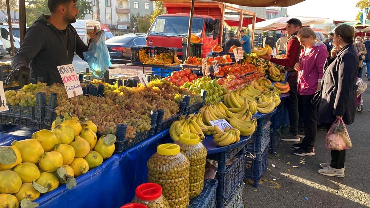 Halk pazarında güncel fiyatlar