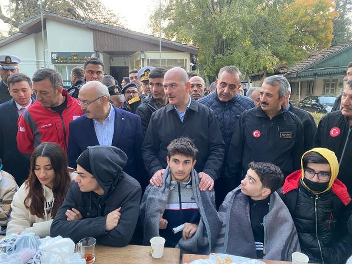 İzmir\'de 4.9 büyüklüğünde deprem (4)