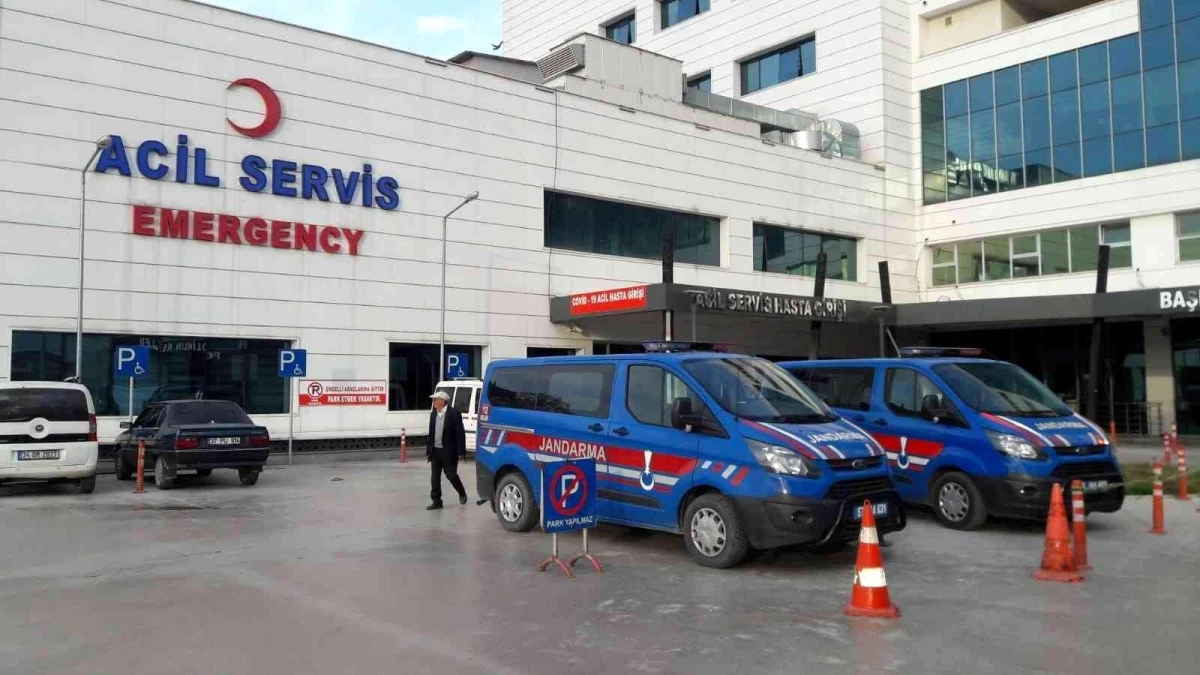 Sinop\'ta 18 ortaokul öğrencisi öğle yemeği sonrası hastanelik oldu