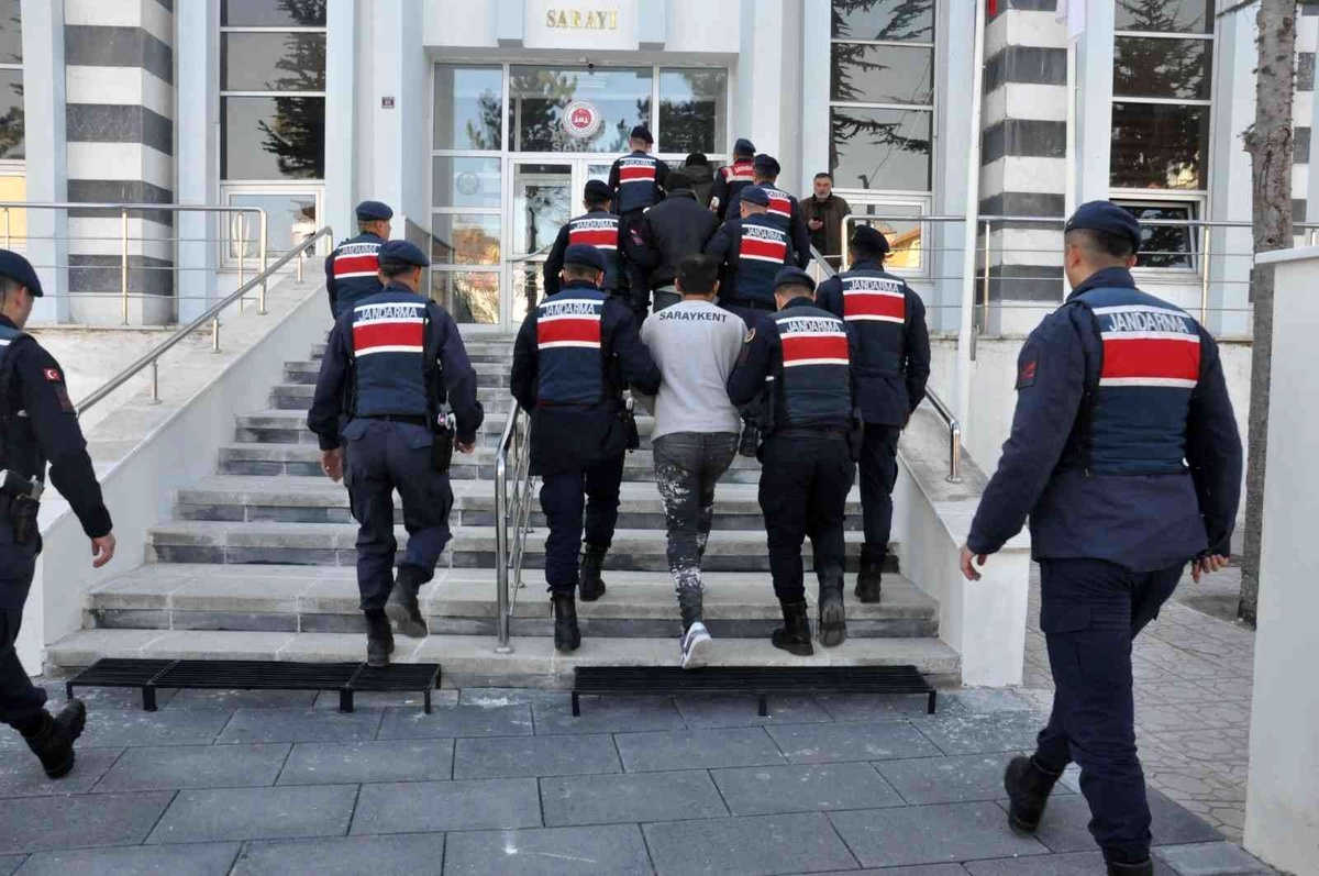 Sorgun\'da 2 ayrı hırsızlık olayına karışan 3 kişi\'den 2\'si tutuklandı