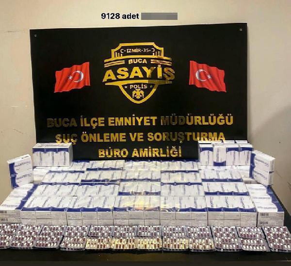 Takside 9 bin 128 uyuşturucu hap ele geçirildi