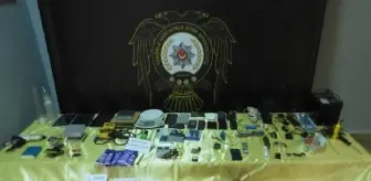 Yalova'da DEAŞ'ın hücre evlerine baskın; bomba düzenekleri bulundu (2)