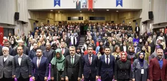 AK Parti Trabzon teşkilatına 'Türkiye Yüzyılı' temalı eğitim verildi