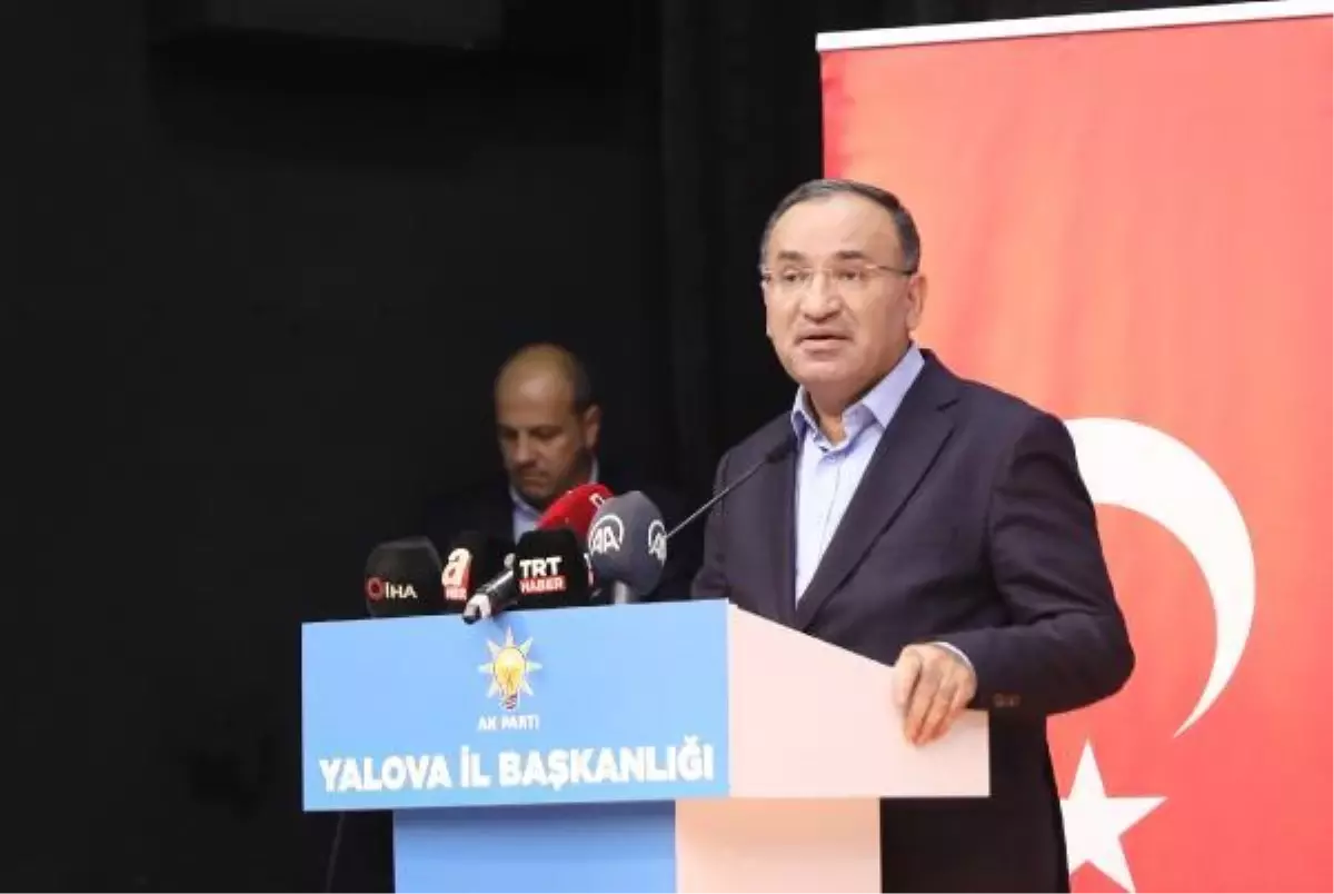 BAKAN BOZDAĞ HAMBURGERLER SİYASETÇİYE GÜÇ VERMEZ