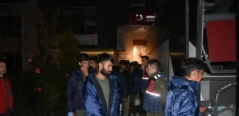 Edirne'de yakalanan 413 kaçak göçmen ülkelerine gönderildi