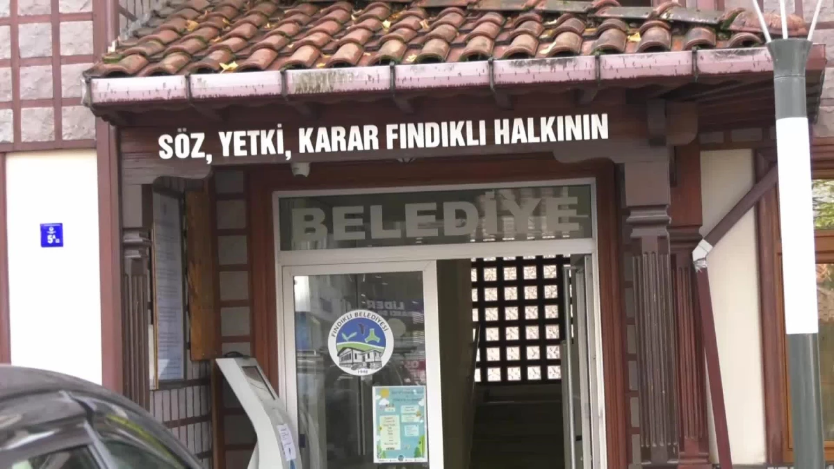 Fındıklı Belediye Başkanı Çervatoğlu, Belediyeye Ait Binanın Tahliyesini Mahkeme Kararıyla Durduran Kaymakamlığa Tepki Gösterdi