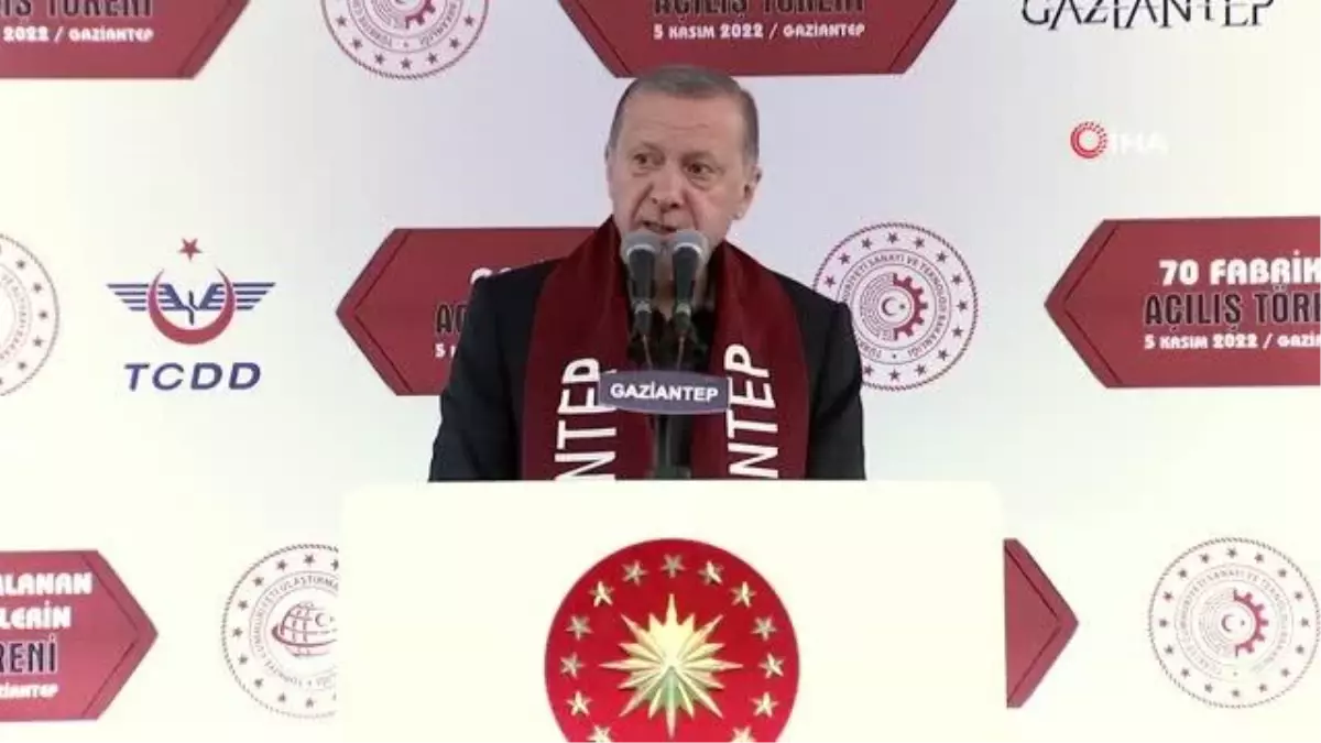 (GAZİANTEP-2)Cumhurbaşkanı Erdoğan: "Türkiye\'yi yeniden 1970\'lerin 1990\'ların perişan haline döndürecekler"