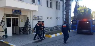 İzmir'de jandarma ekipleri aranan şahıslara göz açtırmıyor: 17 tutuklama