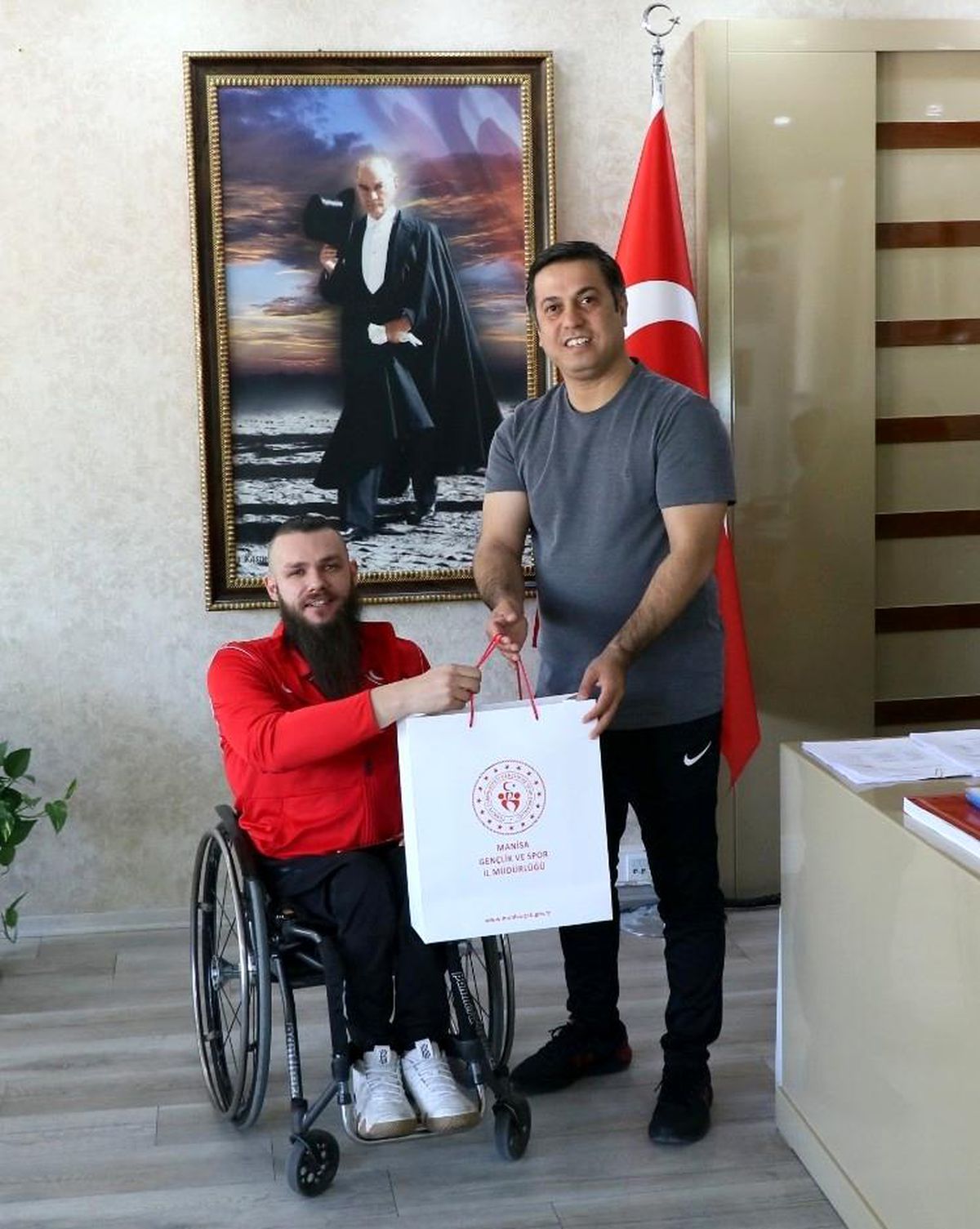 Manisalı Barış Bayraktar para dansta Avrupa Şampiyonu
