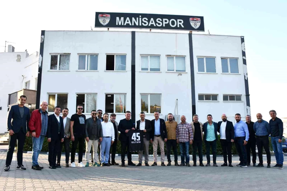 Manisaspor ve Manisa FK arasındaki yakınlaşma devam ediyor