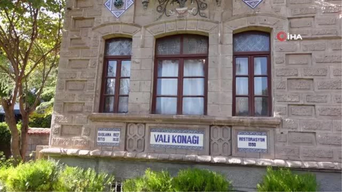 Aksaray\'da 95 yıllık vali konağı bal mumu heykellerle kentin kültür mirasını yaşatıyor