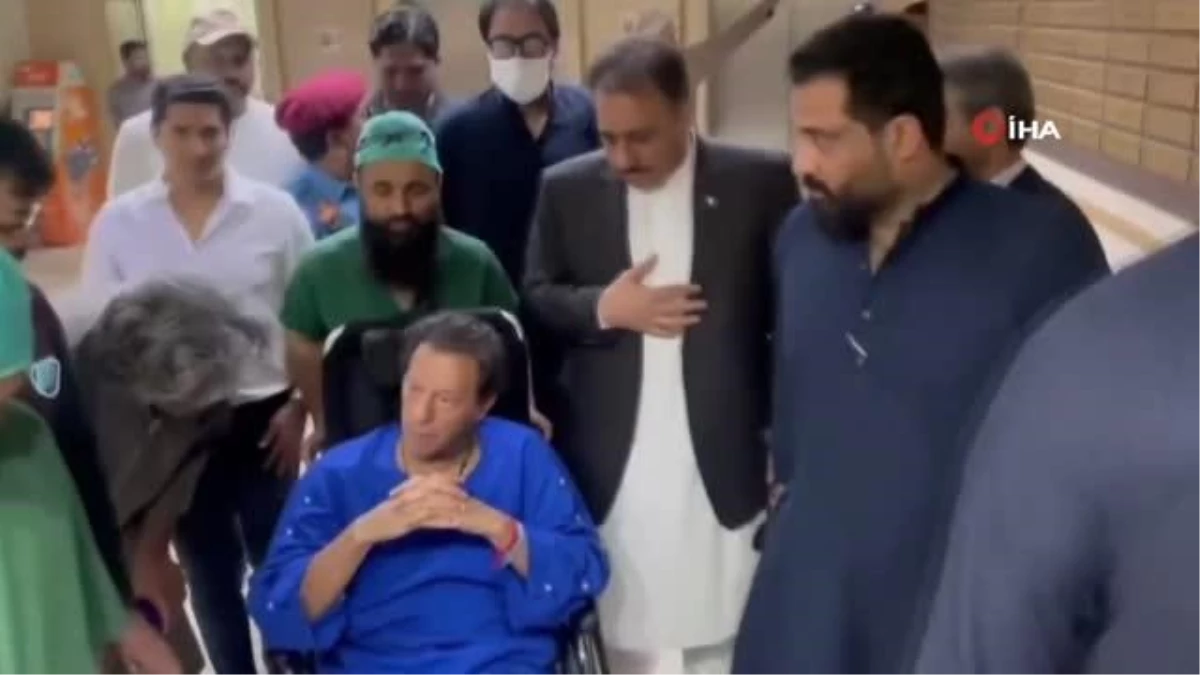 Eski Pakistan Başbakanı Khan hastaneden taburcu oldu
