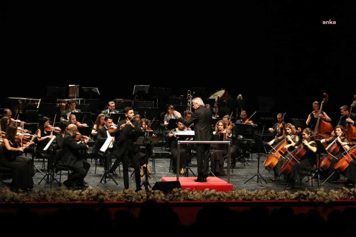 Eskişehir Büyükşehir Belediyesi Senfoni Orkestrası\'ndan Konser