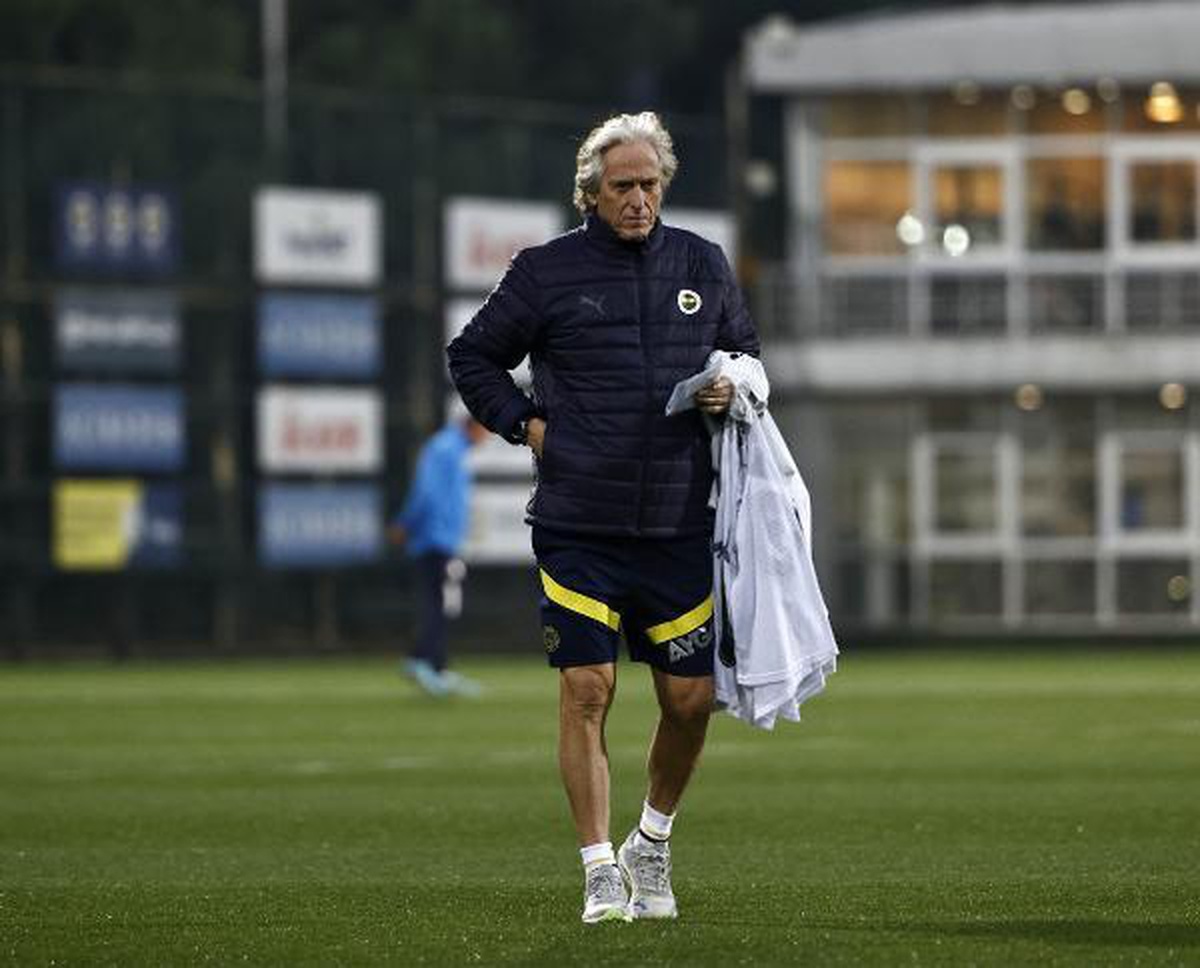 Fenerbahçe, Sivasspor maçı hazırlıklarını tamamladı