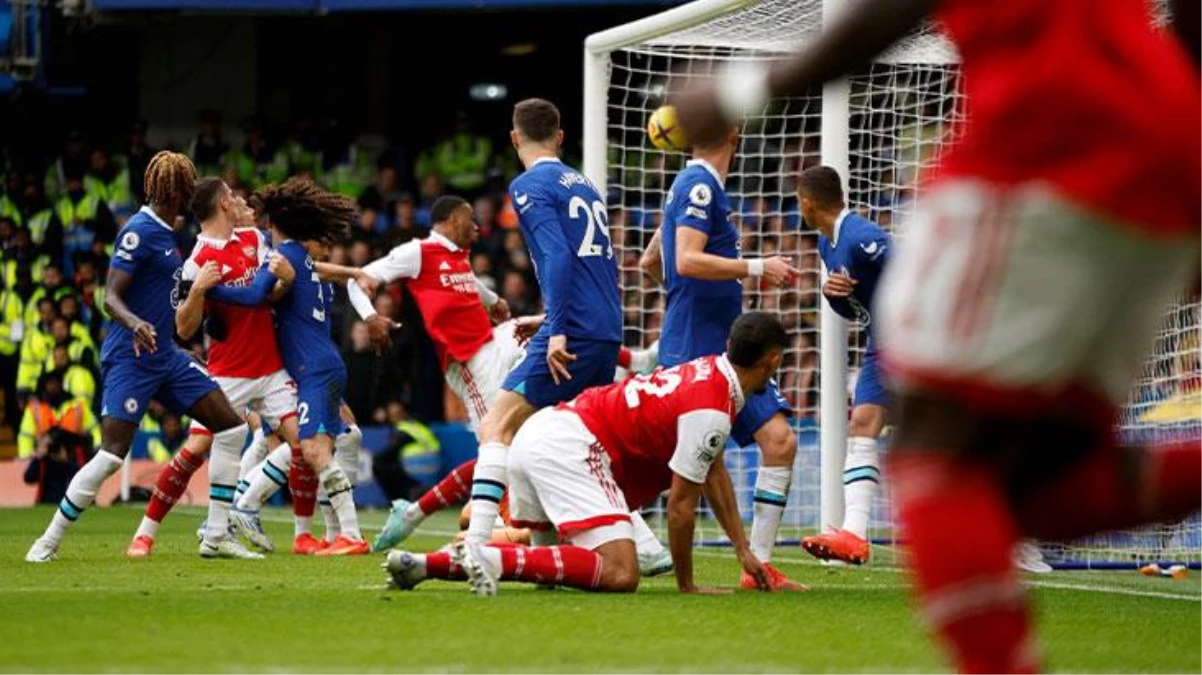 Lider Arsenal, Londra derbisinde Chelsea\'yi tek golle devirdi: 1-0