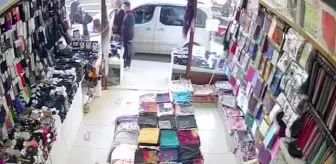 Ölümden saniyelerle kurtuldular... Elazığ'da 5 kişinin yaralandığı sundurma kazasının güvenlik kamera görüntüleri ortaya çıktı