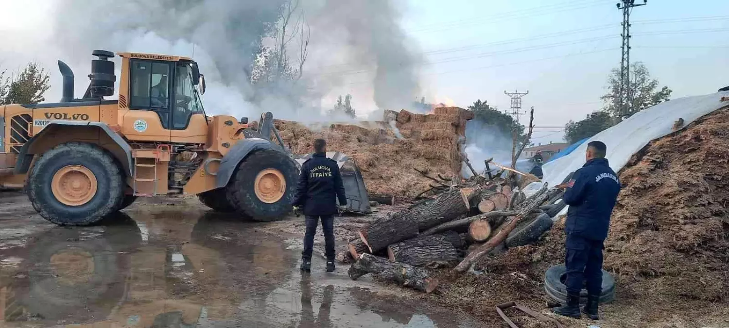 Suluova'da 50 ton saman alevlere teslim oldu