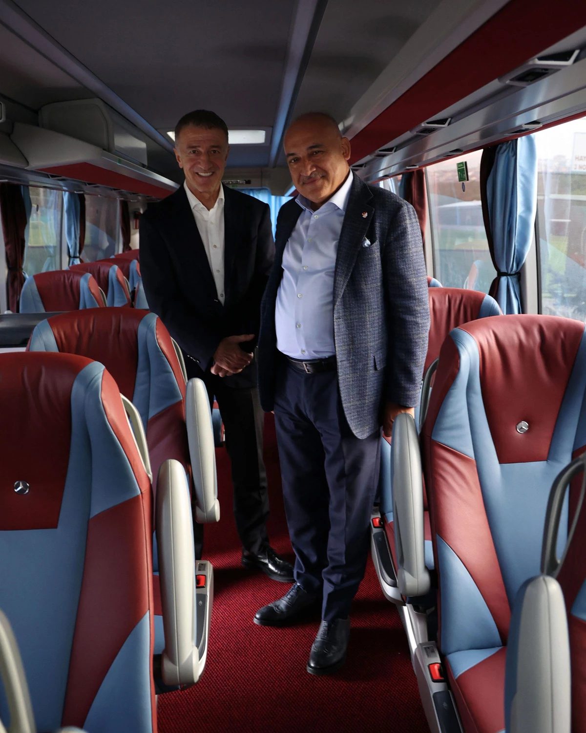TFF Başkanı Mehmet Büyükekşi, Trabzonspor Mehmet Ali Yılmaz Tesisleri\'ni gezdi