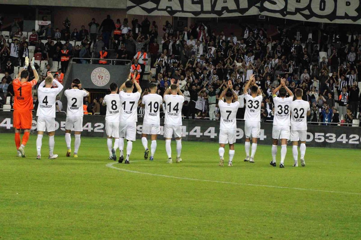 Altay\'dan İzmir çıkarması