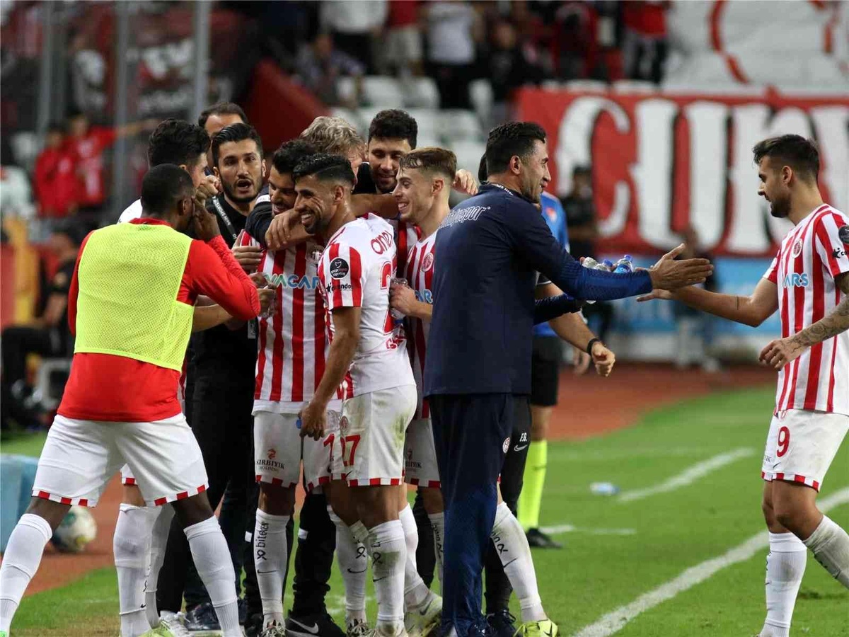 Antalyaspor\'da galibiyet serisi
