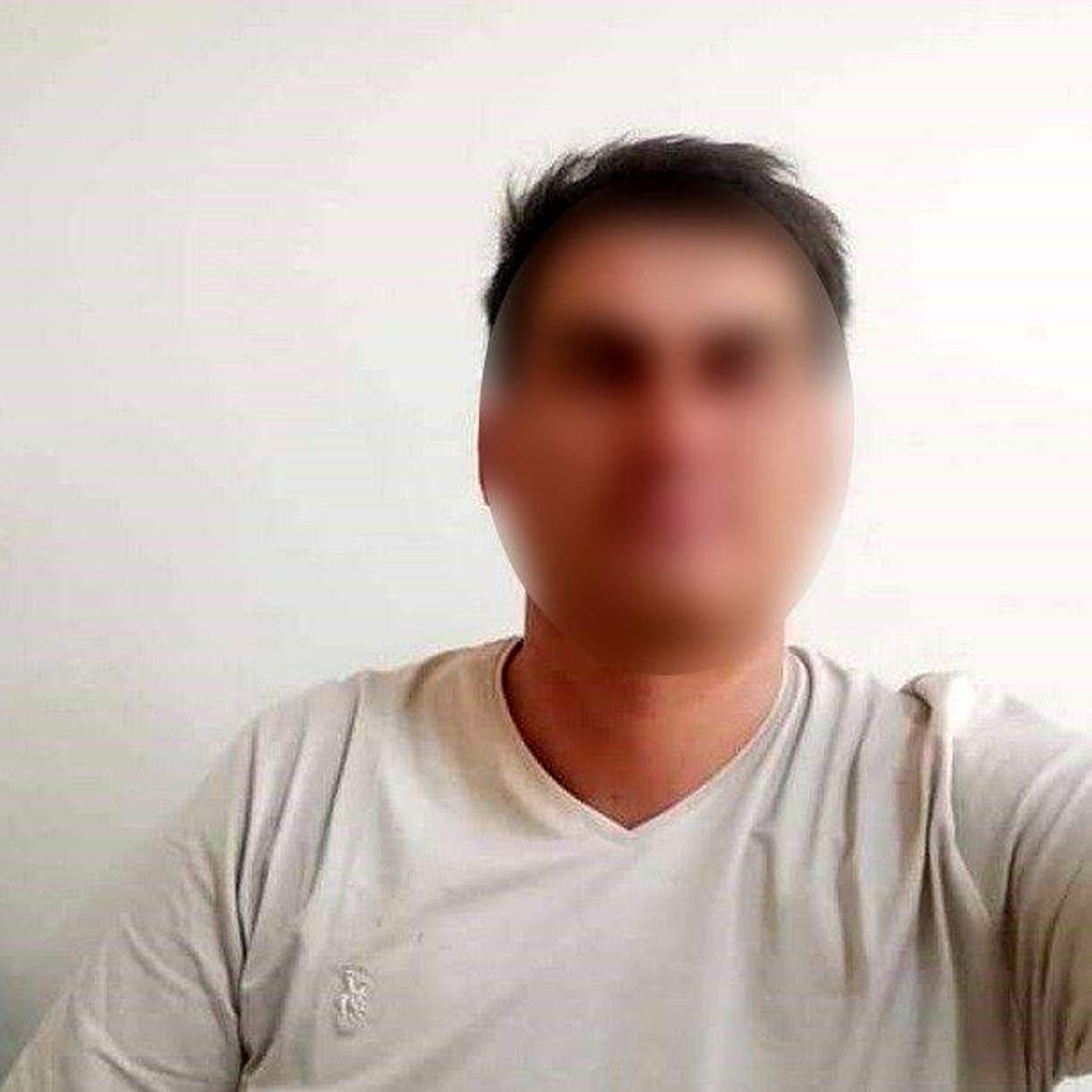 Güvenlik görevlisini yaralayan ve otomobile zarar veren kişi kahvehanede çay içerken yakalandı