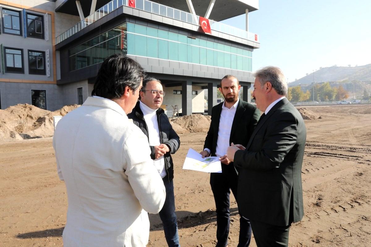 Hacı Şükrü Baktır Lisesi\'nde sona yaklaşılıyor