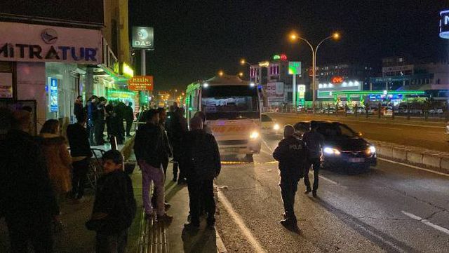 Diyarbakır'da midibüs şoförü cinayetinin altından kan davası çıktı Diyarbakır'da midibüs şoförü cinayetinin altından kan davası çıktı