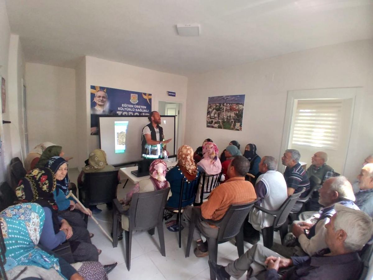 Tarsus\'ta 120 mahallede bağımlılıkla mücadele semineri düzenlendi