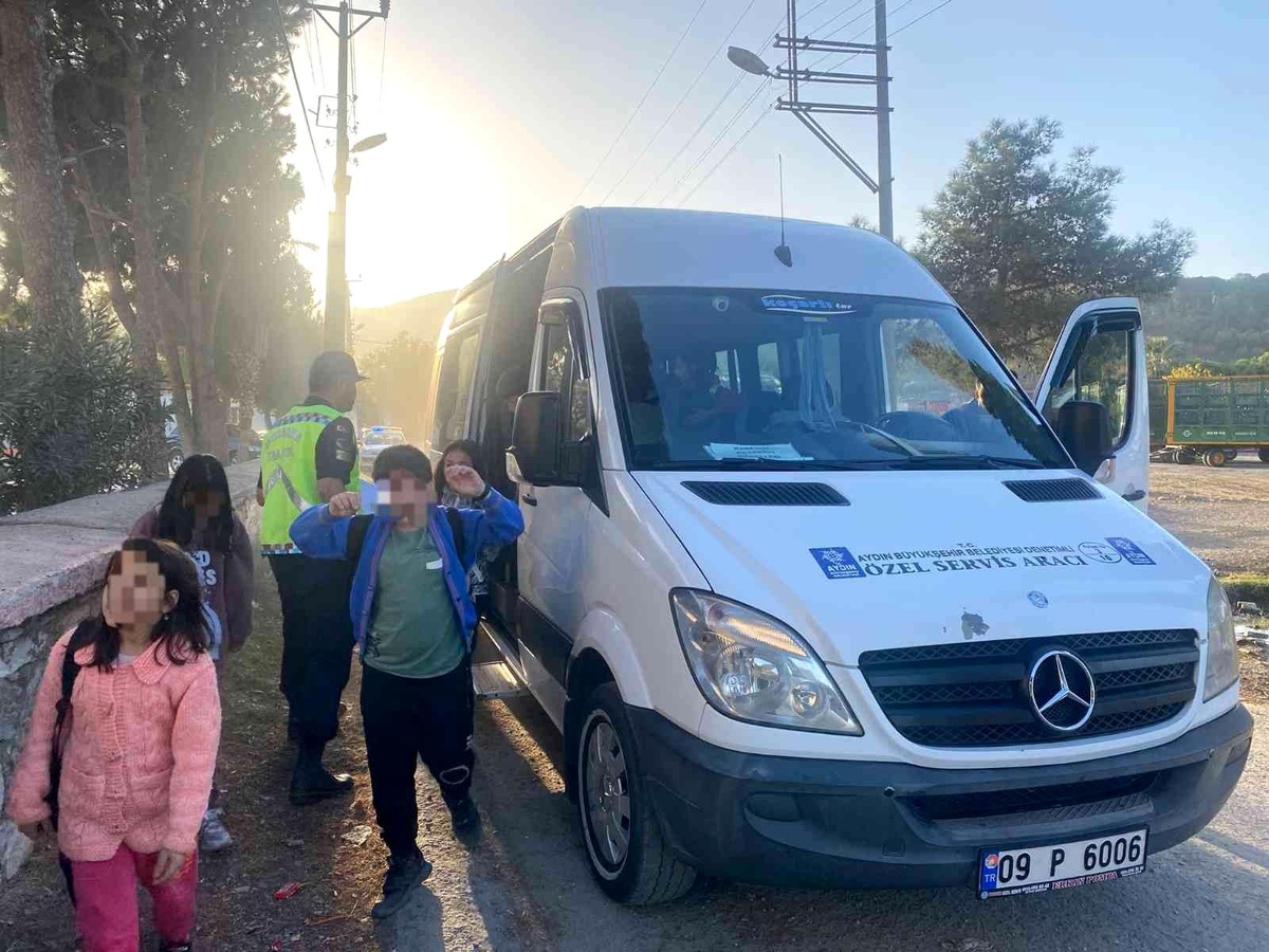Aydın\'da okul servisleri denetlendi, öğrenciler bilgilendirildi
