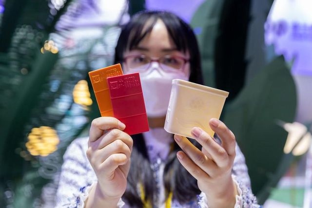 Çin'deki İthalat Fuarında Yeşil Teknolojiler Tanıtılıyor