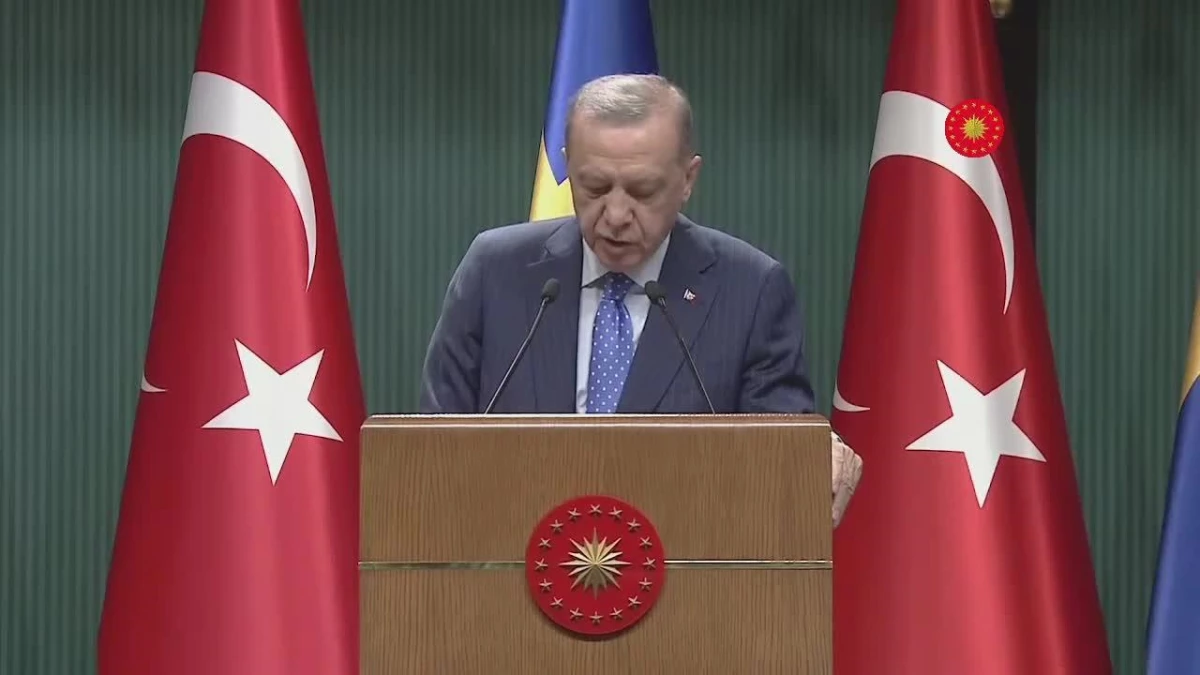 Erdoğan: İsveç Kendi Güvenliği İçin NATO Üyeliğini İstiyor. Biz de Kendi Güvenlik Kaygılarımızın Giderilmesine Destek Olan Bir İsveç Görmek İstiyoruz