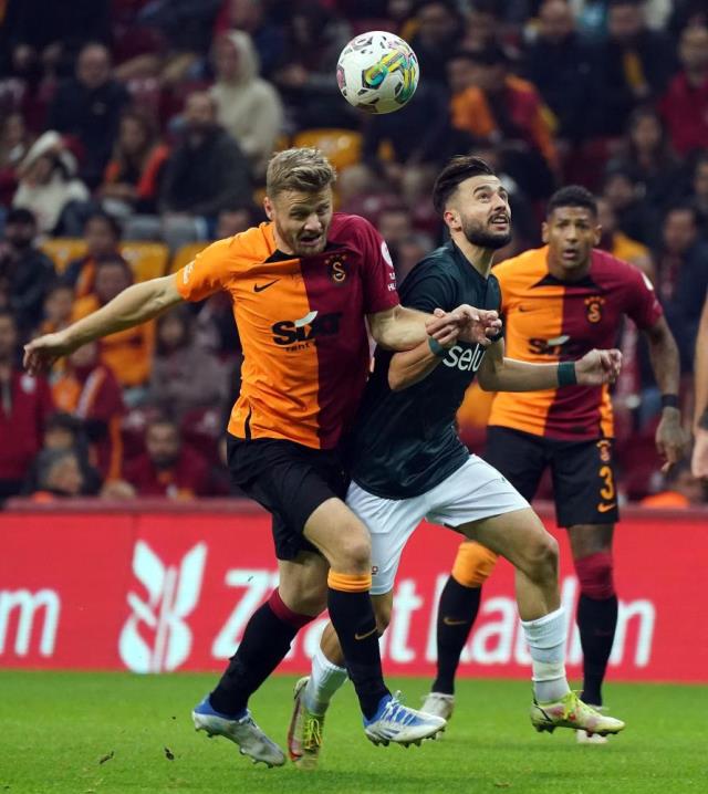 Galatasaray, Ofspor'u 2 golle geçerek Türkiye Kupası'nda 5. tura yükseldi